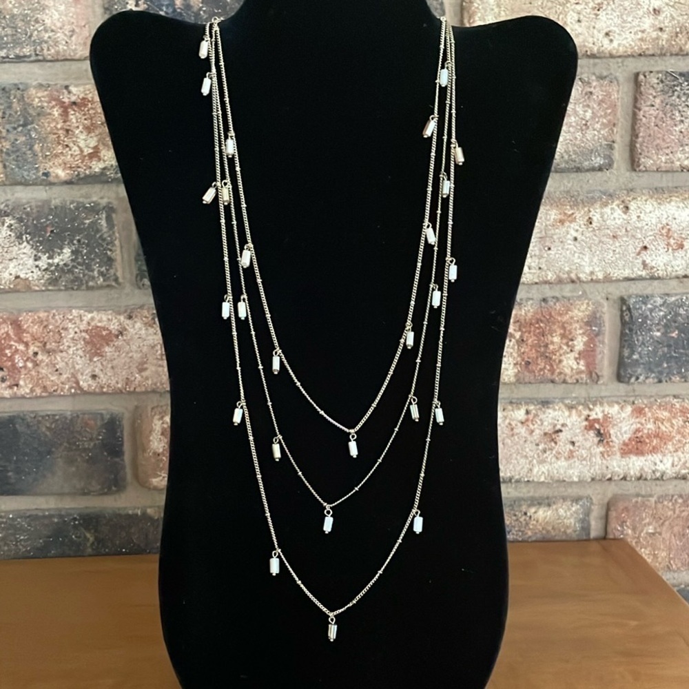 Gold and cream iridescent beaded 72” gold tone necklace
